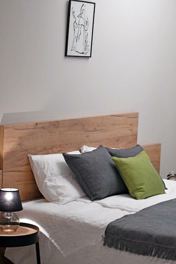 Vatus Apartmanhaz 瓦茨 外观 照片