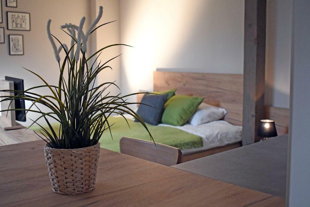 Vatus Apartmanhaz 瓦茨 外观 照片